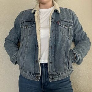 Levi’s fur lined denim jacket